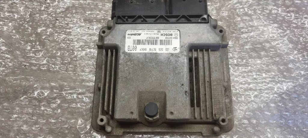 06469 Ecu Calculator motor opel corsa d 55578997