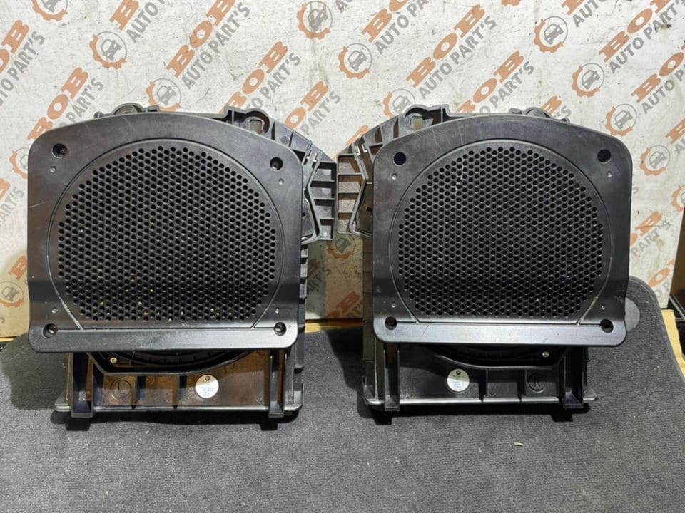 06533 Subwoofer BMW / F10 / F11 / F30 / F31 / Stanga / / Sub Scaune