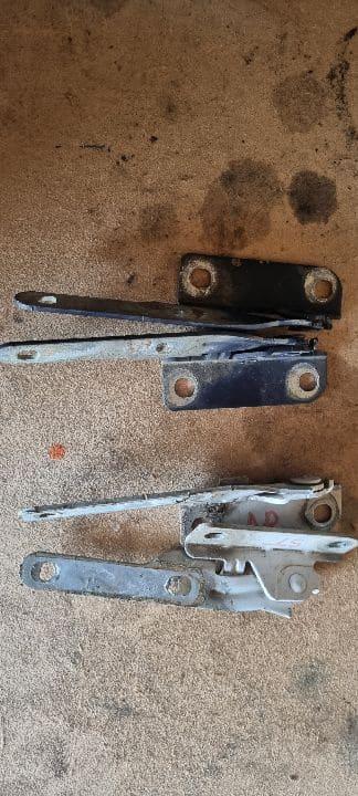 00079 00080 Set balamale capota dacia logan 1