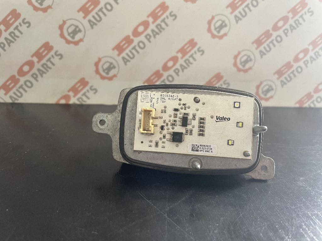 08017 MODEL LED / DRL DREAPTA RENAULT MEGANE 4 8010342-3 90062632 1C/L46