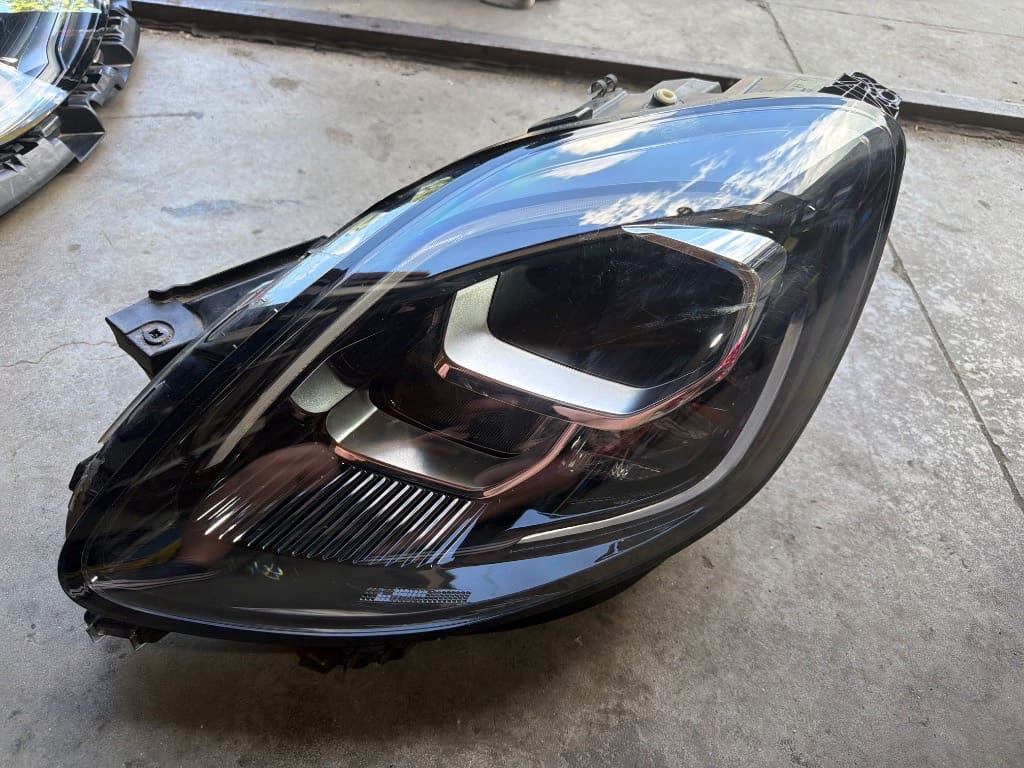 Far Stanga Ford Puma 2019-2023 / L1TB-13E015-EH