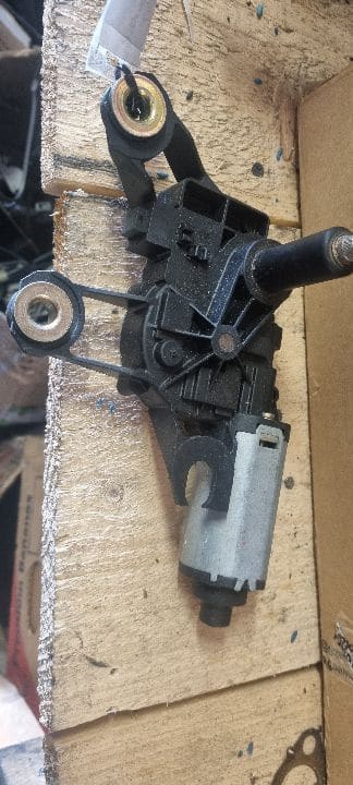 00822 Motoras stergator haion ford fiesta 2s61a17k441ab