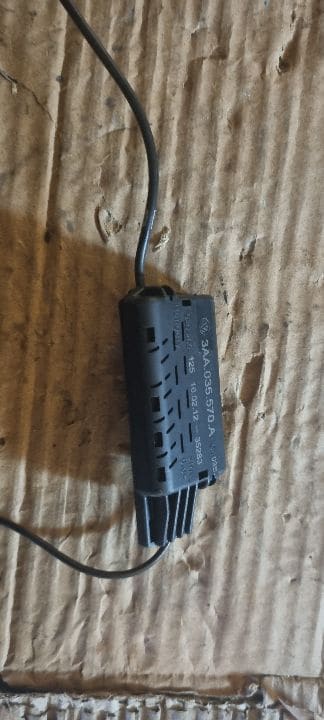 03678 Condensator radio amplificator supresor vw passat cc 3aa035570a
