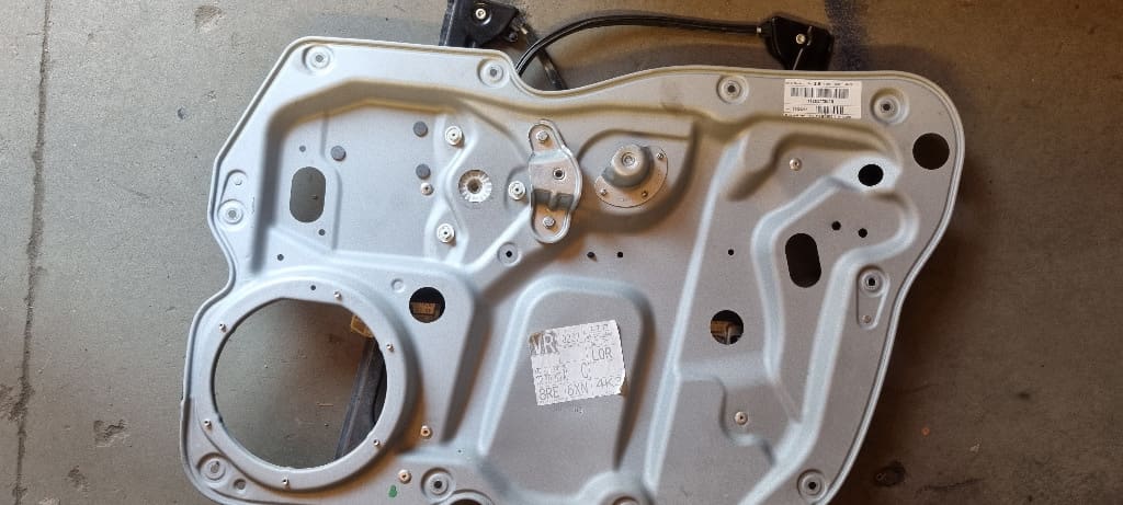 05960 Macara electrica dreapta fata vw touran 1t0971120ac1t2837730an