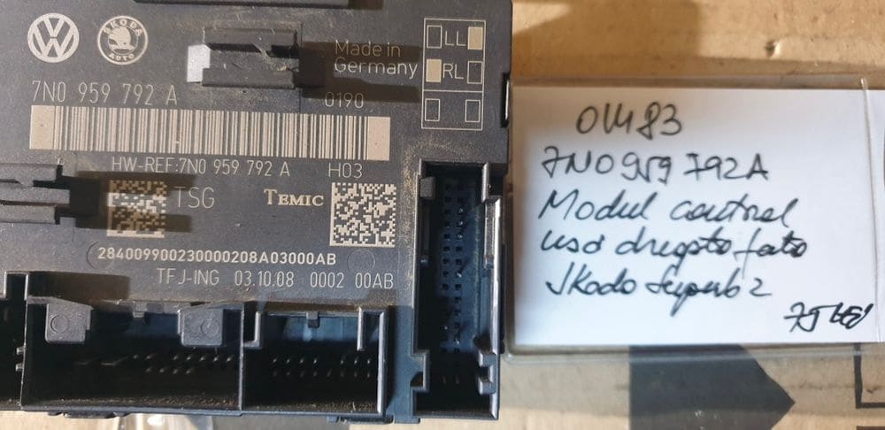 01483 Modul control usa dreapta fata Skoda Superb 2 7N0959792A 04981