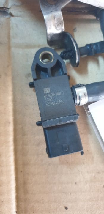 00416 Senzor presiune gaze evacuare Opel Astra J 2.0 Cdi