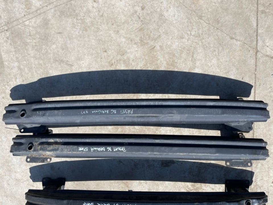 Armatura Bara Spate Volkswagen Passat B6 Berlina / 2005-2010
