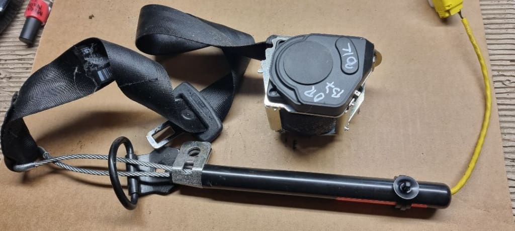 05685 Centura siguranta dreapta spate cu capsa vw passat b7 break 3c0857803