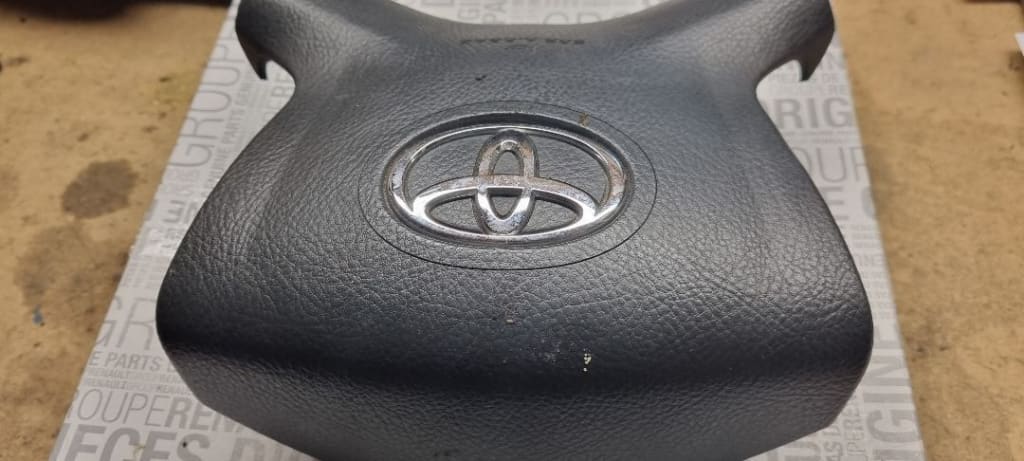 03808 Airbag volan toyota avensis 45130 05112 615560508 de1556 4087