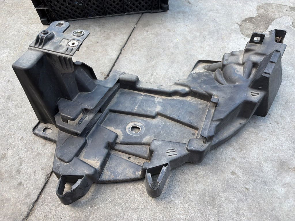 Suport Far Stanga Renault Fluence 2009-2013 622230011R