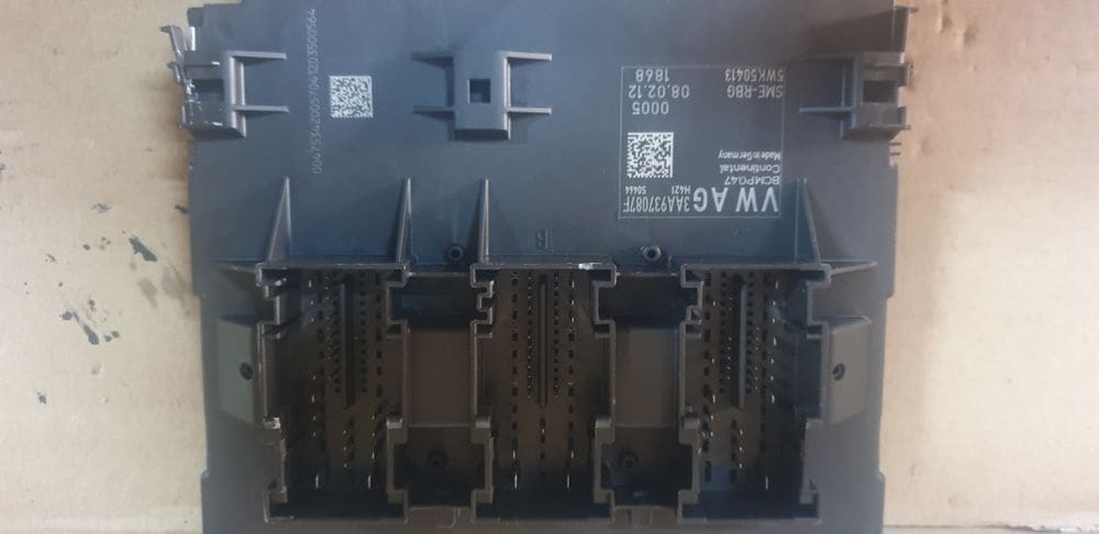 02835 Modul confort BCM Vw Passat B7 2.0Tdi 3AA937087F