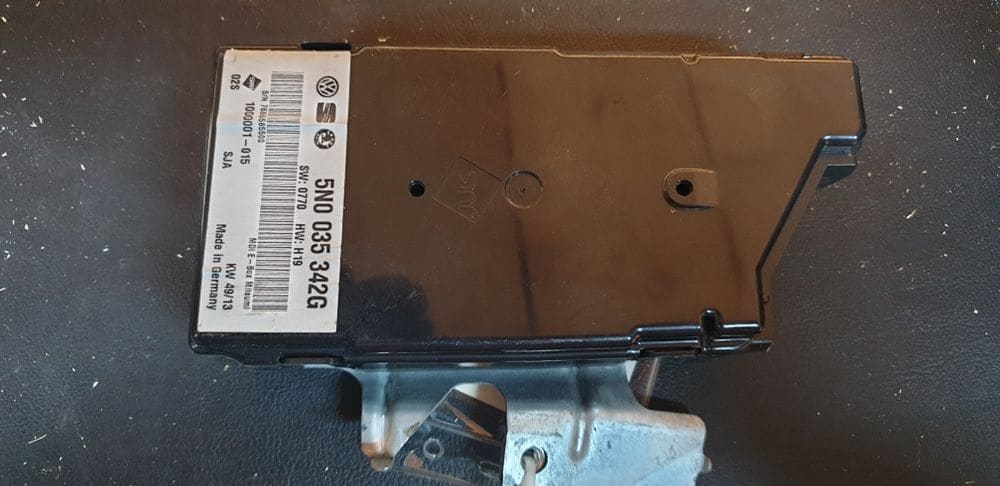 C102 Modul audio Skoda Rapid 5N0035342G