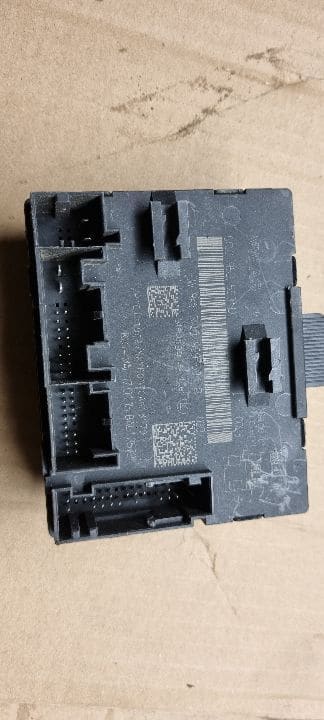 01755 Modul usa STANGA fata VW Passat B6 b8 5q0959593d