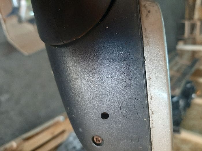 OG33 Oglinda dreapta manuala Skoda Fabia