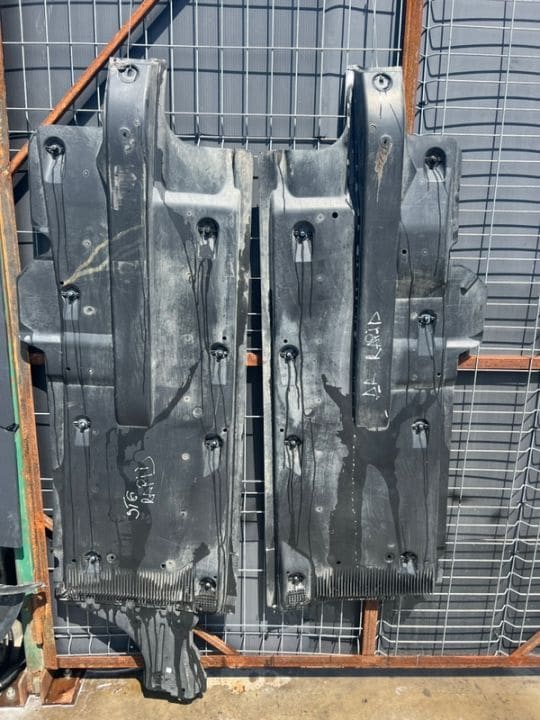 Scut Podea Skoda Rapid 2012-2019 (PRET / PARTE)