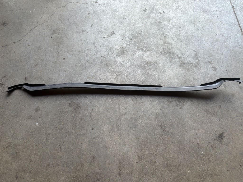 Garnitura Capota / Ornament Capota Motor Parte Interior Audi A5 8T cod 8T0823126