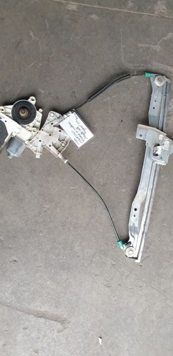 01393 Macara cu motoras geam stanga fata Opel Insignia 966431103