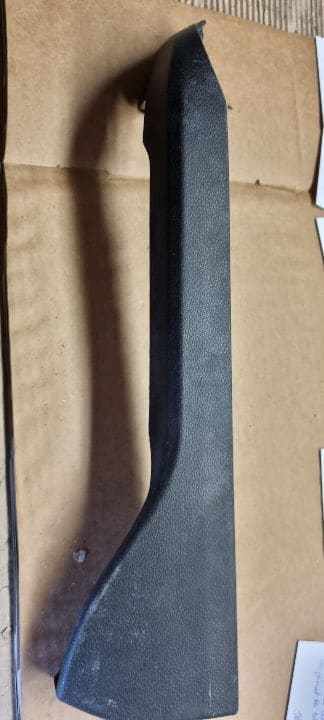 05582 Ornamente scaune bmw e60 dreapta fata 60829010 5210 6981776