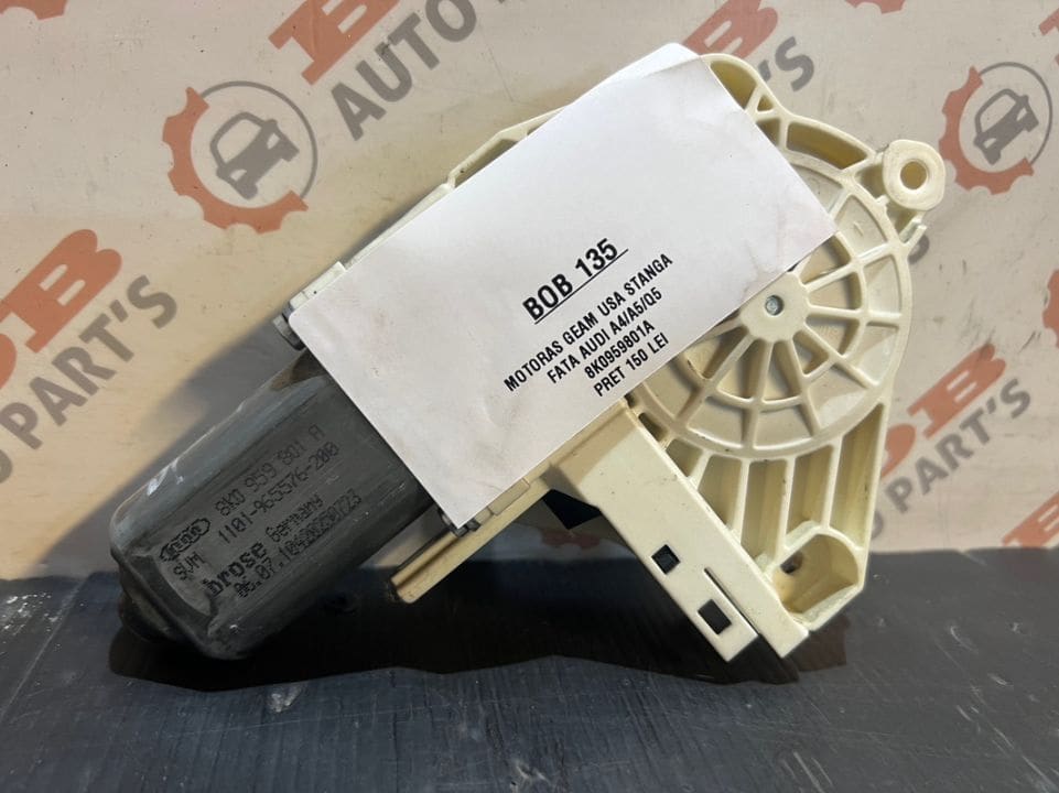 BOB 135 Motoras Geam Stanga Fata Audi A4 B8 / A5 / Q5 8K0959801A