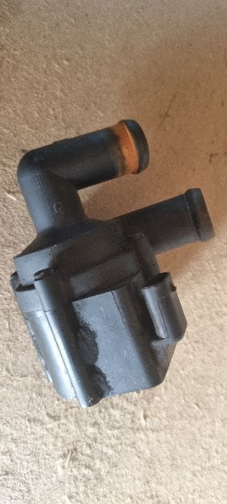 04389 04251 Pompa auxiliara apa 2.0 tdi 5n0965561 5n0965561 5n0965561a