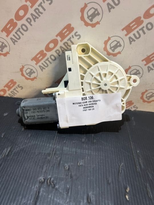 BOB 136 Motoras Geam Usa Dreapta Fata Audi A4 B8 / A5 / Q5 8K0959082A