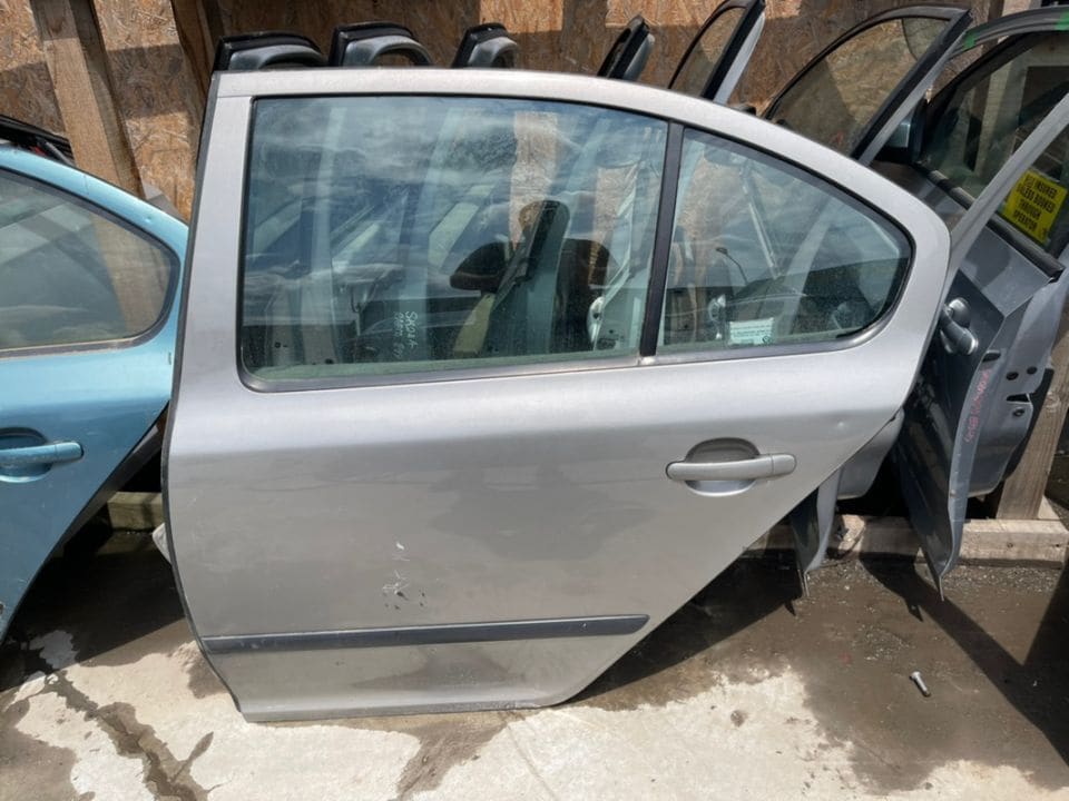 Usa Stanga Spate Skoda Octavia 2 Berlina / Hatchback