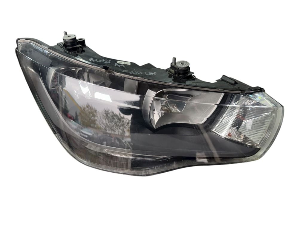 Far Dreapta Audi A1 Halogen