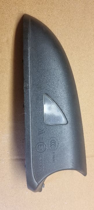 02927 Corp lumina ambientala oglinda dreapta skoda octavia 2 fl 3t0945292