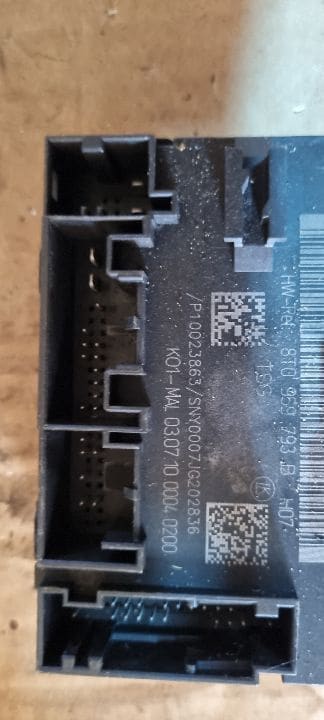 04306 Modul usa fata audi a4 / a5 8T0959793B 1B/L15