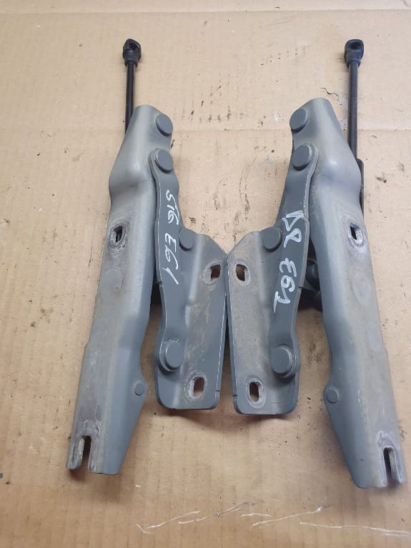 SET BALAMALE CAPOTA CU AMORTIZOR BMW E60 / E61