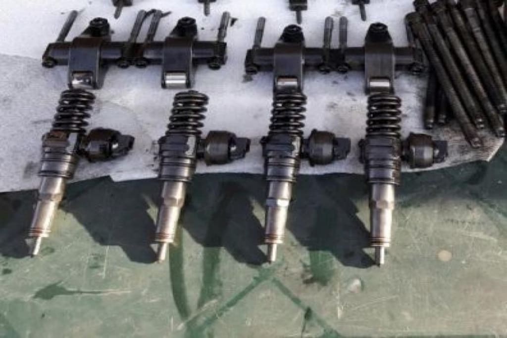 Injector Volkswagen / Skoda / Seat / 1.9 TDI / BXE / 105CP / BKC / BJB
