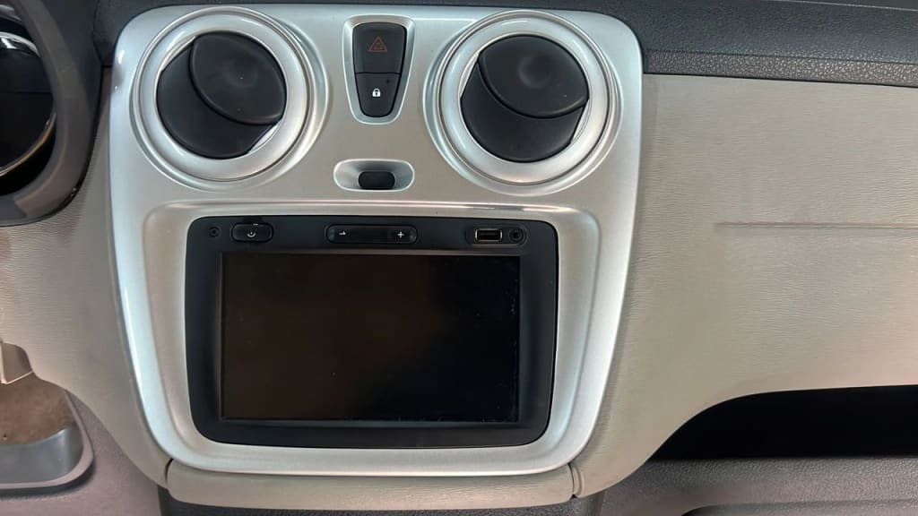 NAVIGATIE DACIA CU ANTENA GPS INCLUSA