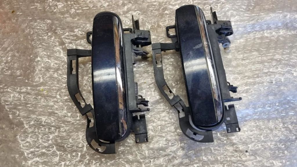 05340 Maner exterior usa dreapta fata spate Audi A6 C6 4F0837886