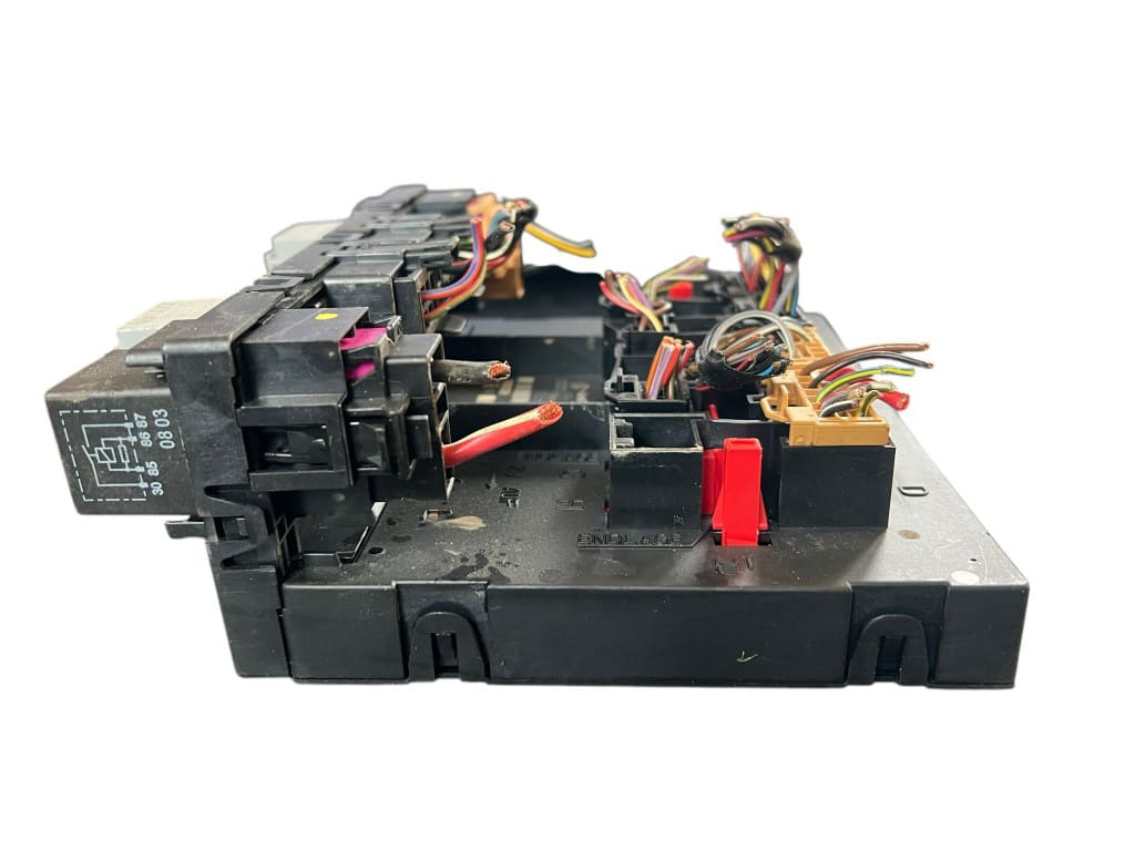 02326 CALCULATOR Confort VW / SKODA / SEAT 3C8937049E
