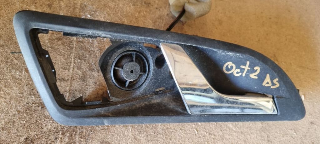 00584 Tweeter dreapta spate skoda octavia 2 1z0035411b 1z0839248