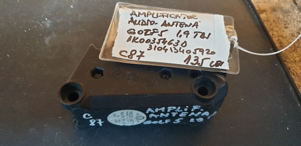 C87 Amplificator audio-antena Vw Golf 5 1.9 tdi 1K0035463D
