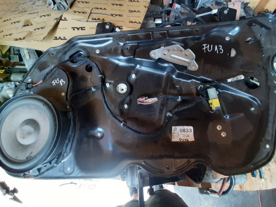 Macara cu motoras dreapta fata, Vw Passat 3CK