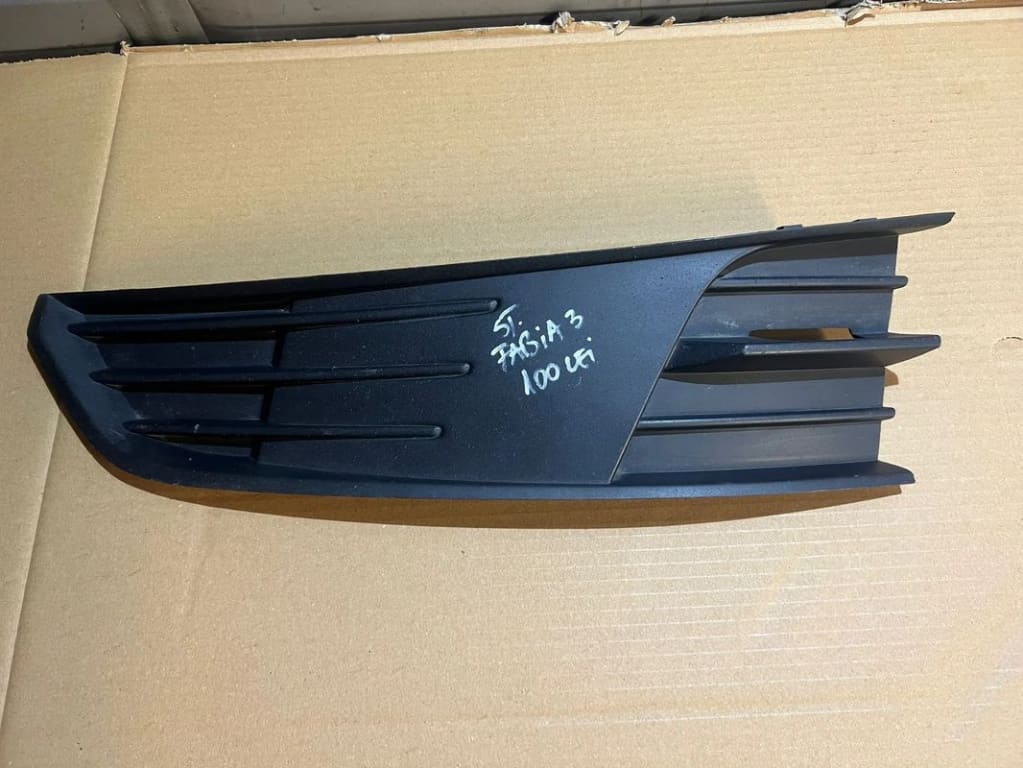 GRILA FATA SKODA FABIA FABIA - (2014 2020) 6V0807367