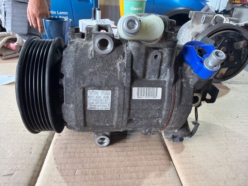 Compresor AC / Clima Volkswagen Skoda Seat Audi 6Q0820808