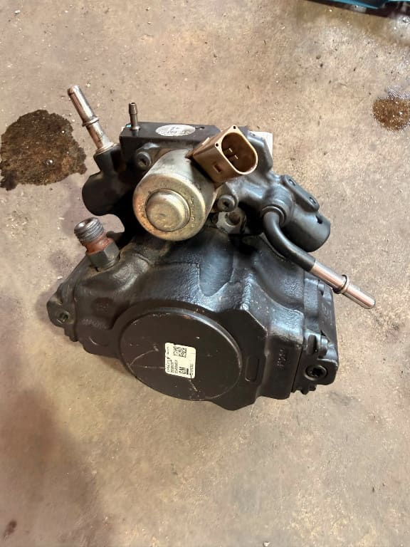 Pompa Inalte Injectie Opel Antara Chevrolet Captiva 120kw 163Cai 135kw 184Cai Euro 5 2010-2017