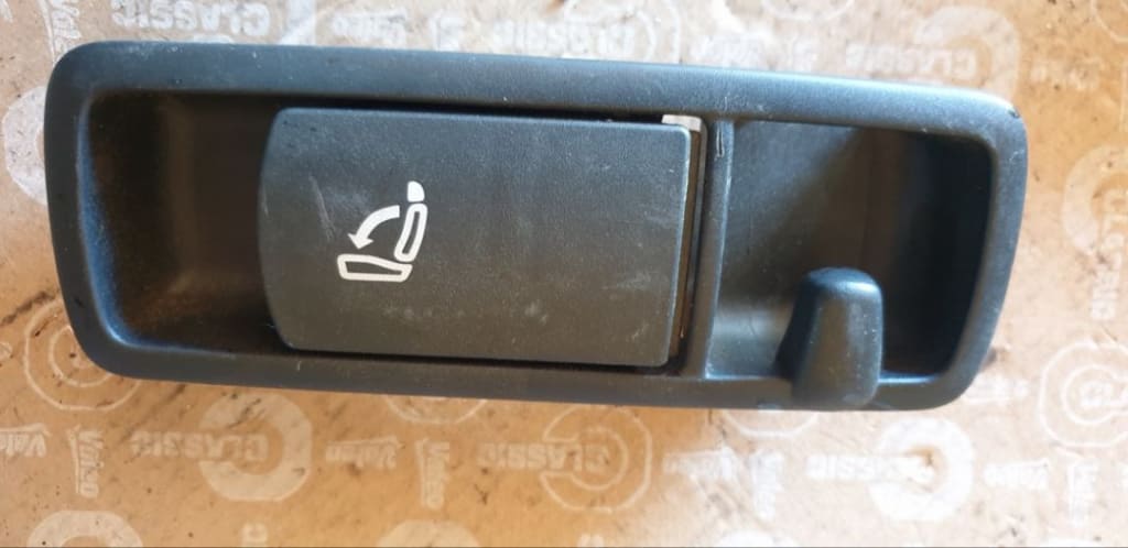 01648 Maner rabatare scaun stanga Vw Passat B7