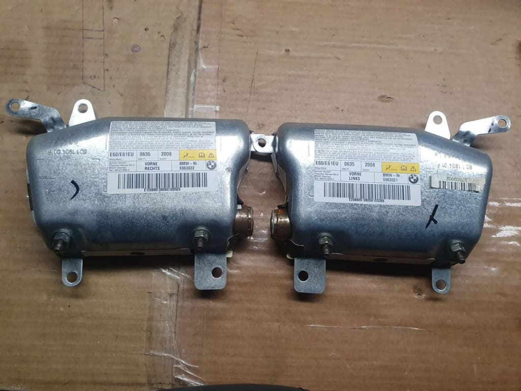 05277 AIRBAG USA BMW E60 E61 STANGA SI DREAPTA PRET PENTRU O BUCATA COD 6963021 6963022