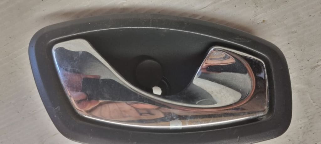 06274 Maner clapeta deschidere usa dreapta interior clio 4 826720001r