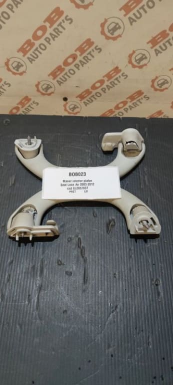 BOB023 Maner interior plafon Seat Leon An 2003-2012 cod 5P0857607