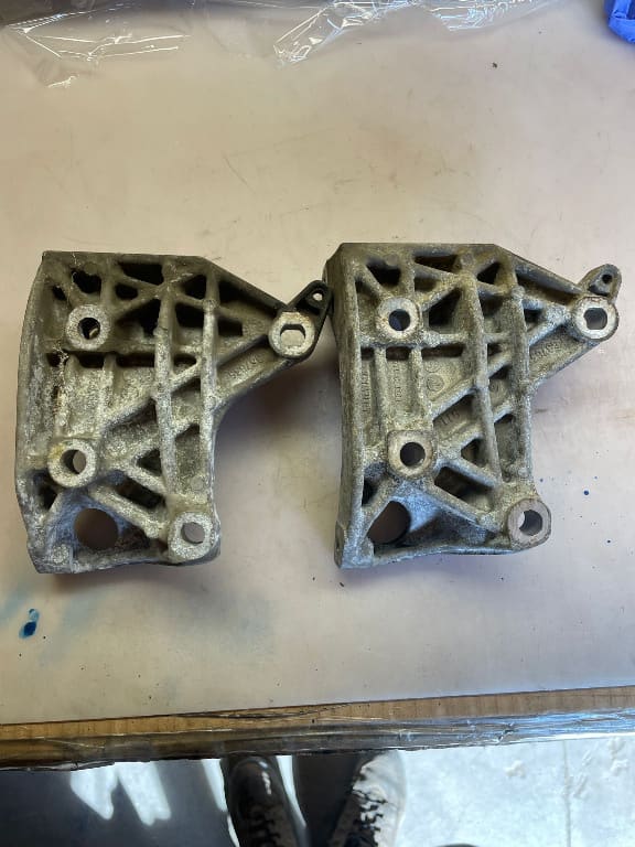 06948 SUPORT ALTERNATOR DACIA 1.2 BENZINA