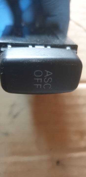 03236 Switch ASC-OFF Mitsubishi Outlander