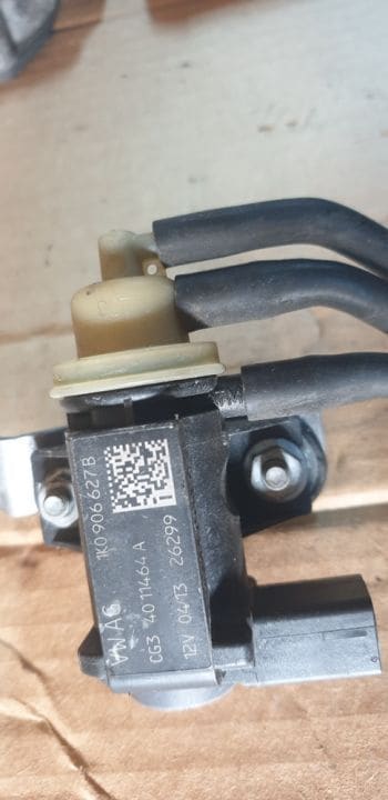 01577 Electrovalva gama VAG 1.6 tdi 1K0906627B