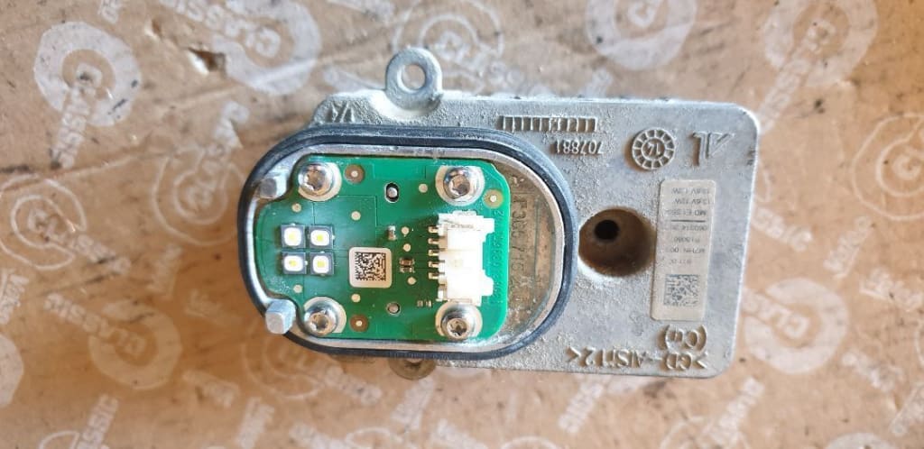 00974 Modul/calculator lumini mercedes c classe 060314 P130867