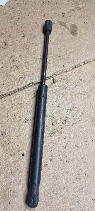 06153 Amortizor telescop portbagaj renault megane 2 8200119497