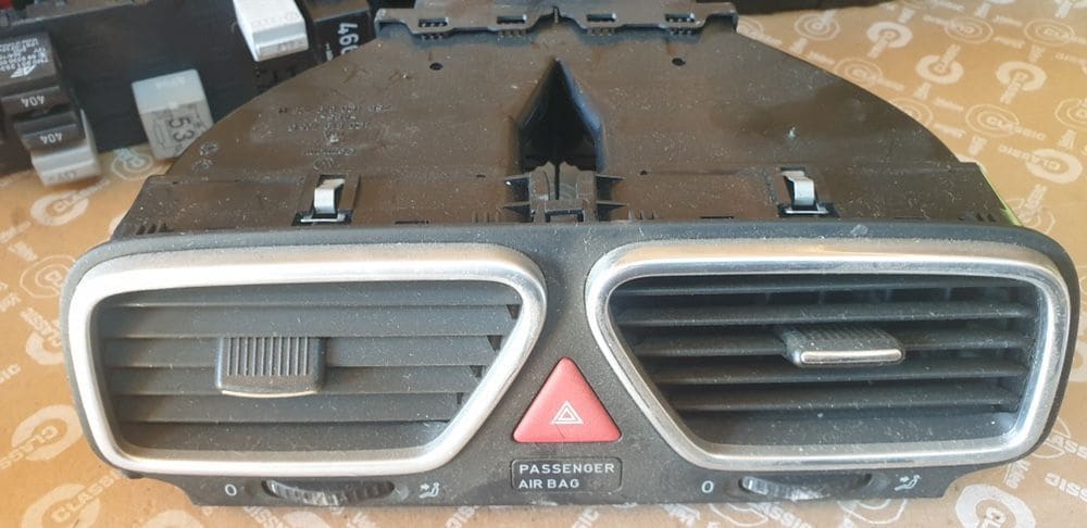 03294 Grila aer bord centrala Vw Eos, Scirocco